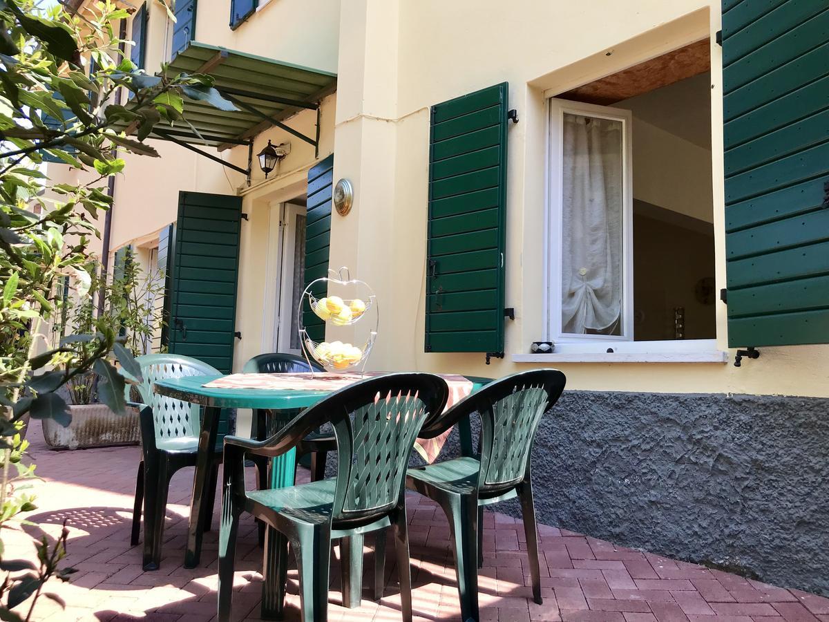 Casa Nicole Lägenhet Lake Garda Exteriör bild