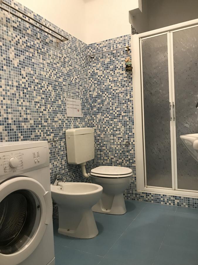 Casa Nicole Lägenhet Lake Garda Exteriör bild