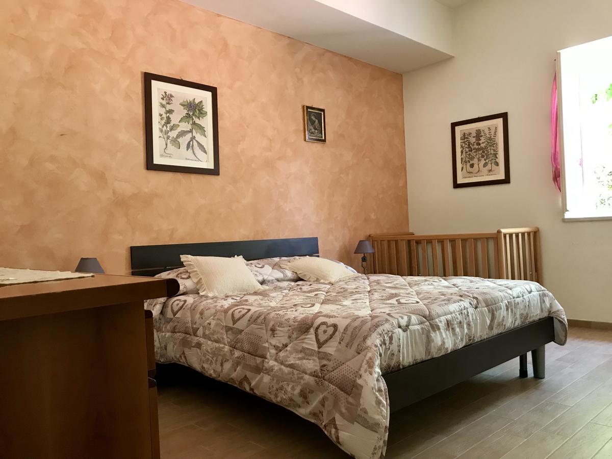 Casa Nicole Lägenhet Lake Garda Exteriör bild